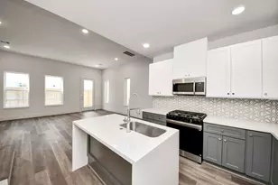 881 Rachel St, Houston, TX 77091 - Photo 9