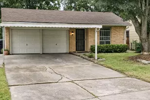 10818 Long Gate Dr, Houston, TX 77047 - Photo 13