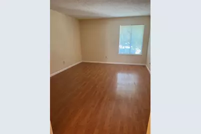 7064 Greenway Chase Street, Houston, TX 77072 - Photo 17