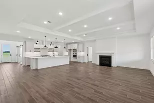 11614 Old Fashion Cir, Mont Belvieu, TX 77535 - Photo 9