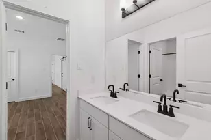 11614 Old Fashion Cir, Mont Belvieu, TX 77535 - Photo 19