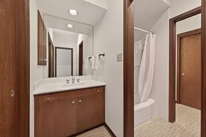 10614 Fairlane Drive, Houston, TX 77024 - Photo 19