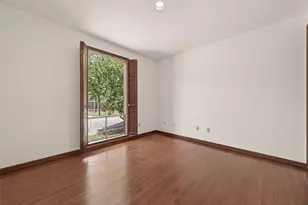 10614 Fairlane Dr, Houston, TX 77024 - Photo 25