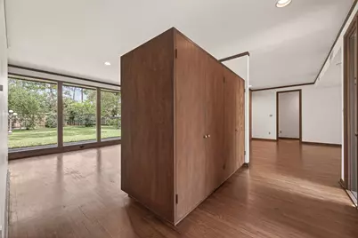 10614 Fairlane Drive, Houston, TX 77024 - Photo 5