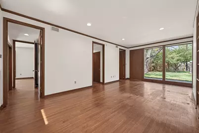 10614 Fairlane Drive, Houston, TX 77024 - Photo 13