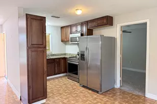 909 Rittenhouse St, Houston, TX 77076 - Photo 5