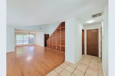 2030 Creek Valley Lane, Sugar Land, TX 77478 - Photo 13