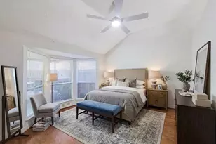 2030 Creek Valley Ln, Sugar Land, TX 77478 - Photo 5