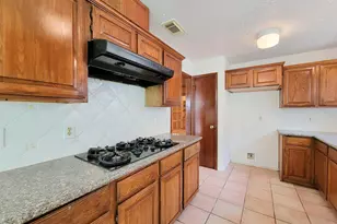 2030 Creek Valley Ln, Sugar Land, TX 77478 - Photo 21