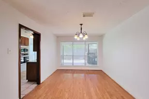 2030 Creek Valley Ln, Sugar Land, TX 77478 - Photo 17