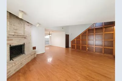 2030 Creek Valley Lane, Sugar Land, TX 77478 - Photo 11