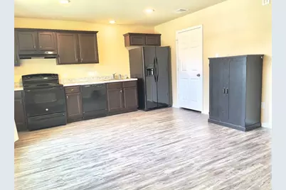 16666 E Hammon, Montgomery, TX 77316 - Photo 3