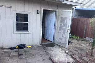 11136 Village Bend Ln, Houston, TX 77072 - Photo 19