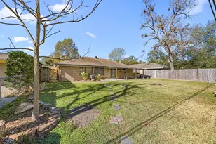 2018 Woodvine Dr, Houston, TX 77055 - Photo 21