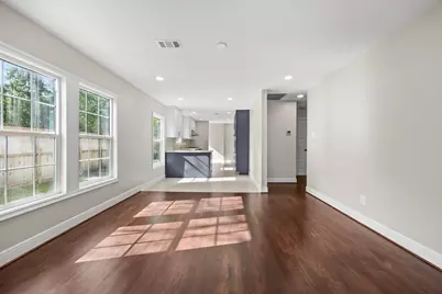 2538 Southgate Boulevard, Houston, TX 77030 - Photo 7