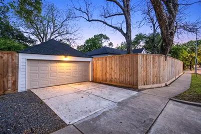 2538 Southgate Boulevard, Houston, TX 77030 - Photo 3
