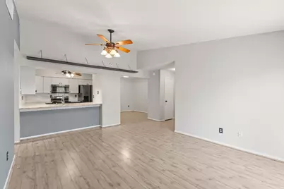 8100 Cambridge Street #136, Houston, TX 77054 - Photo 5