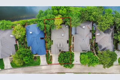 19 Wild Meadow Court, The Woodlands, TX 77380 - Photo 3