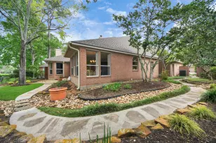 19 Wild Meadow Ct, The Woodlands, TX 77380 - Photo 37