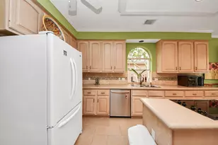 19 Wild Meadow Ct, The Woodlands, TX 77380 - Photo 15