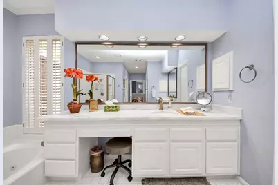 19 Wild Meadow Court, The Woodlands, TX 77380 - Photo 25