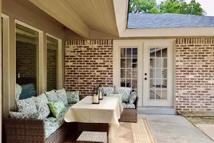 13511 Queensbury Ln, Houston, TX 77079 - Photo 39