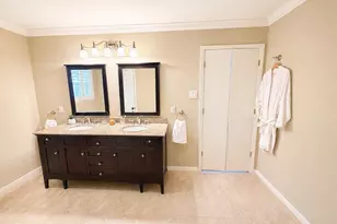 13511 Queensbury Ln, Houston, TX 77079 - Photo 27