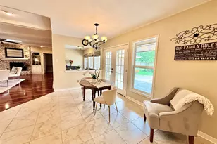 13511 Queensbury Ln, Houston, TX 77079 - Photo 23