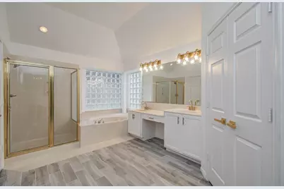 9314 Tascosa Lane, Houston, TX 77064 - Photo 17