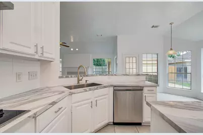 9314 Tascosa Lane, Houston, TX 77064 - Photo 9