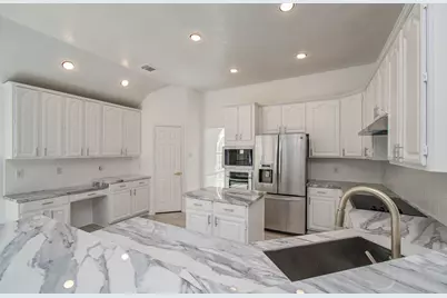 9314 Tascosa Lane, Houston, TX 77064 - Photo 7