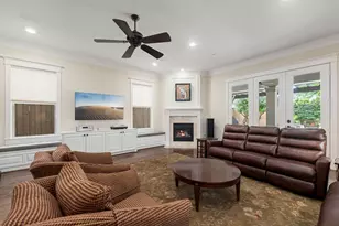 1639 Du Barry Ln, Houston, TX 77018 - Photo 7