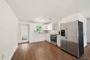 7511 Arnim St, Houston, TX 77087 - Photo 5