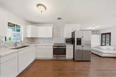 7511 Arnim Street, Houston, TX 77087 - Photo 1