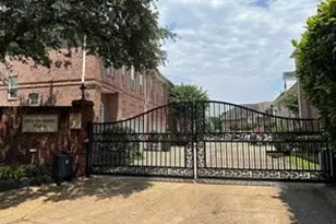 6857 Staffordshire Blvd, Houston, TX 77030 - Photo 3