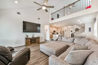 2396 Bishop Lagoon Way, La Porte, TX 77571 - Photo 7
