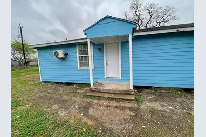 1014 W 5th Street #2, Freeport, TX 77541 - Photo 1