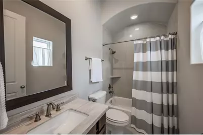 266 E 28th Street, Houston, TX 77008 - Photo 23