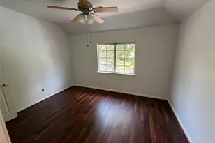 1103 Glendale Dr, Sugar Land, TX 77479 - Photo 33