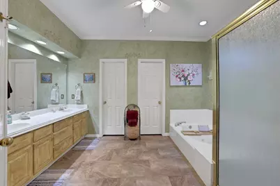3926 Brook Shadow Drive Drive, Houston, TX 77345 - Photo 27