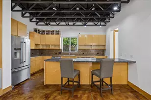 1711 W 13th St, Houston, TX 77008 - Photo 9