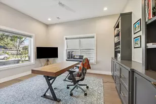 1607 Althea Dr, Houston, TX 77018 - Photo 7