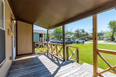 420 17th Avenue N, Texas City, TX 77590 - Photo 3