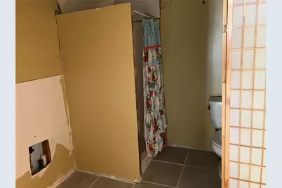 312 S Mechanic Street, El Campo, TX 77437 - Photo 7