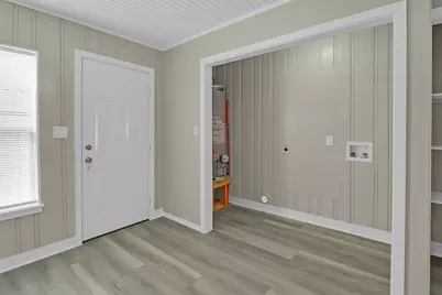 115 E James Street, Baytown, TX 77520 - Photo 7