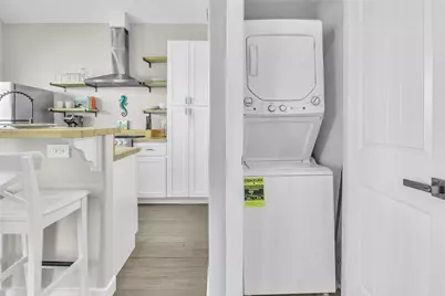 1079 Cedar Lane, Gilchrist, TX 77617 - Photo 25