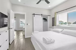 1079 Cedar Ln, Gilchrist, TX 77617 - Photo 13