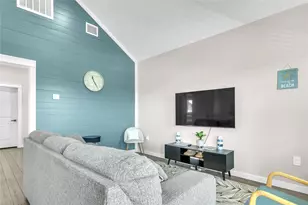 1079 Cedar Ln, Gilchrist, TX 77617 - Photo 23