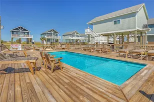 1079 Cedar Ln, Gilchrist, TX 77617 - Photo 5