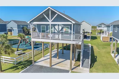 1079 Cedar Lane, Gilchrist, TX 77617 - Photo 3